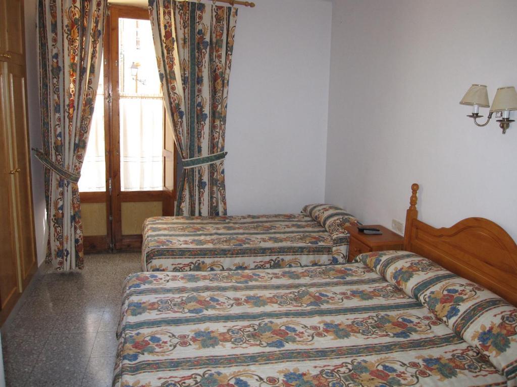 Fonda Agusti Hotel Esterri d'Àneu Szoba fotó